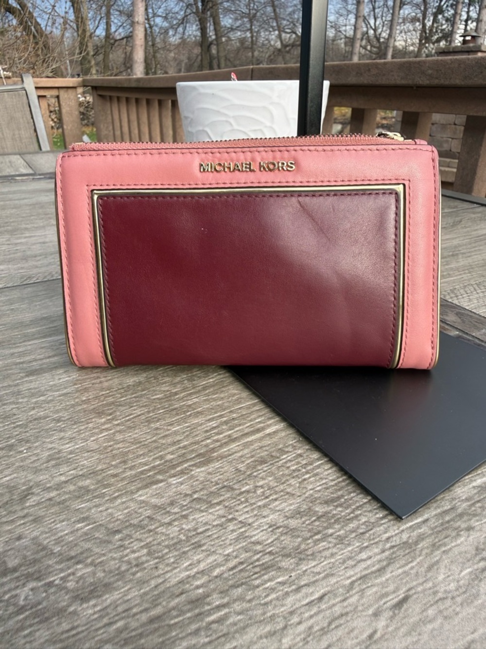 GUC Michael Kors Adele Two-Tone Leather Smartphone Raspberry and Pink Wallet
